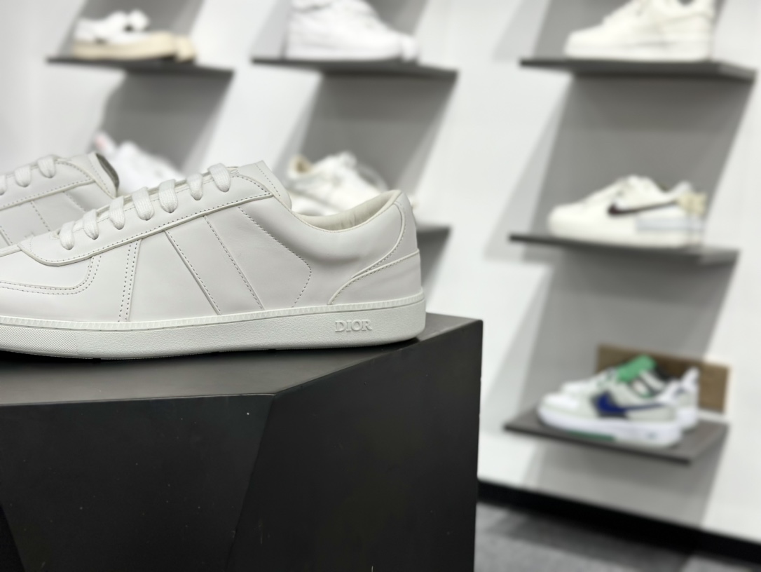 360 迪奥/Dior B01 Matchpoint Low Sneakers B01系列低帮小白鞋“皮革全黑”3SN328ZQR_H000