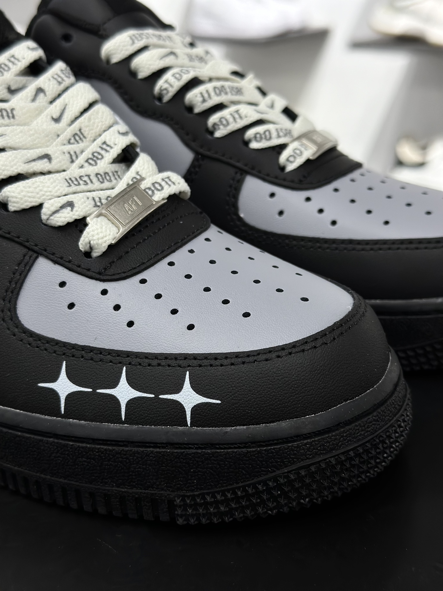 Nike Air Force 1 Low 黑银克特 ZH0316-085
