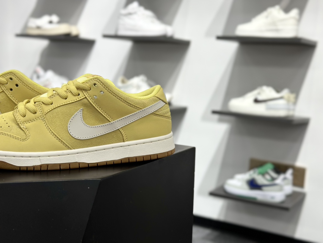 NIKE SB Dunk Low 黄生胶DIY定制款  FJ1674-700