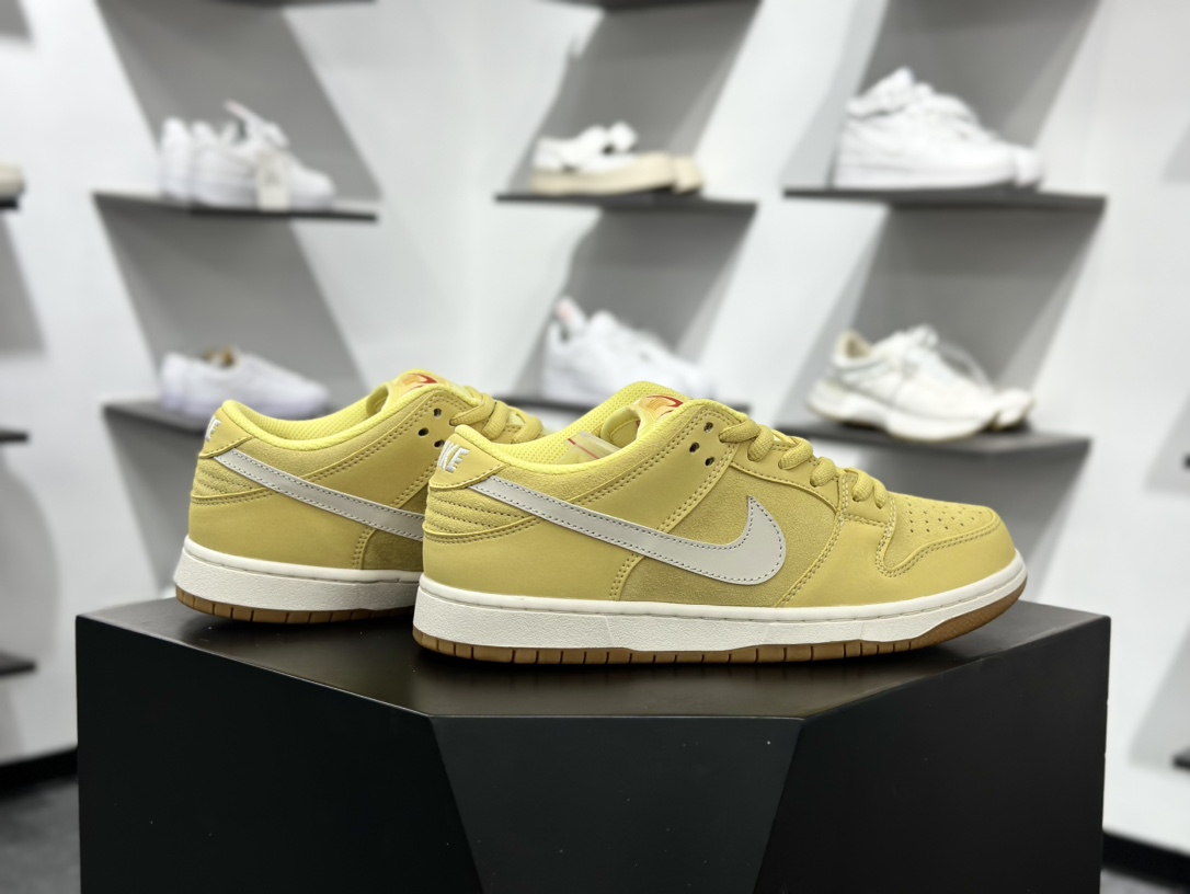 NIKE SB Dunk Low 黄生胶DIY定制款  FJ1674-700