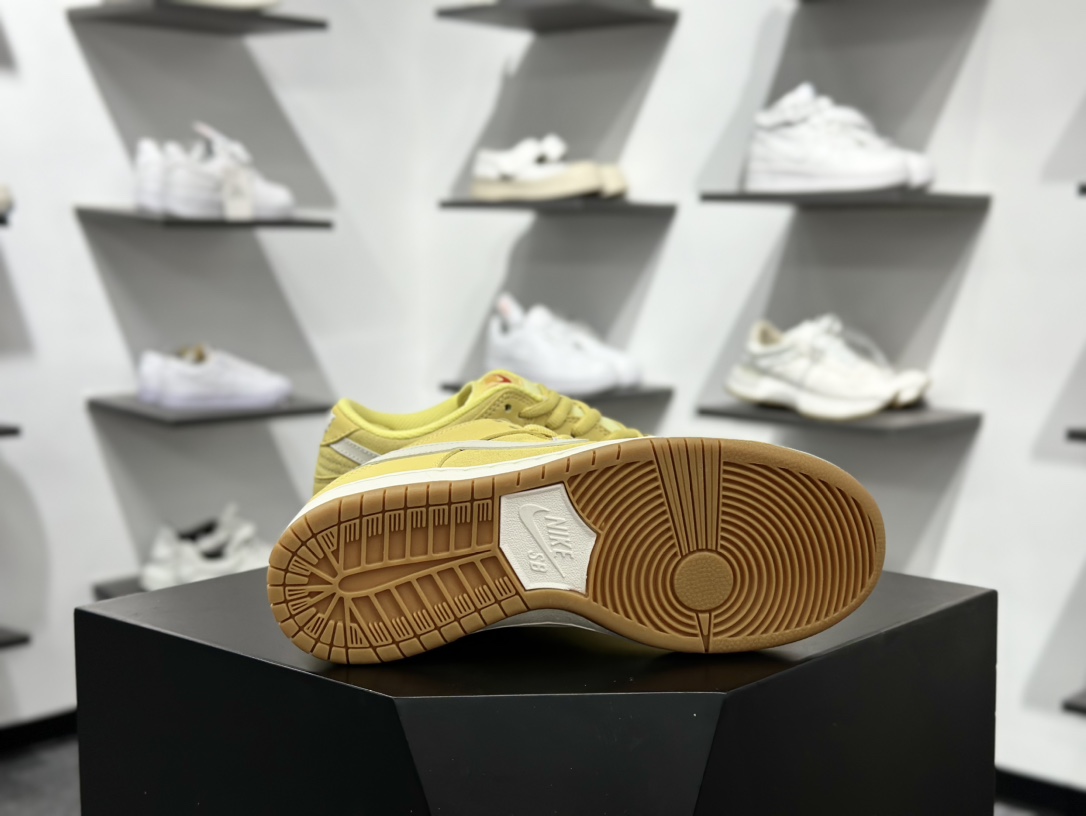 NIKE SB Dunk Low 黄生胶DIY定制款  FJ1674-700