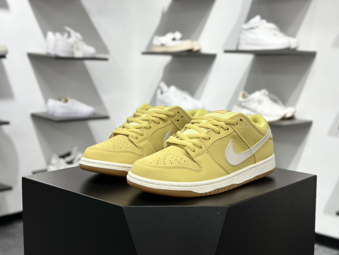 NIKE SB Dunk Low 黄生胶DIY定制款  FJ1674-700