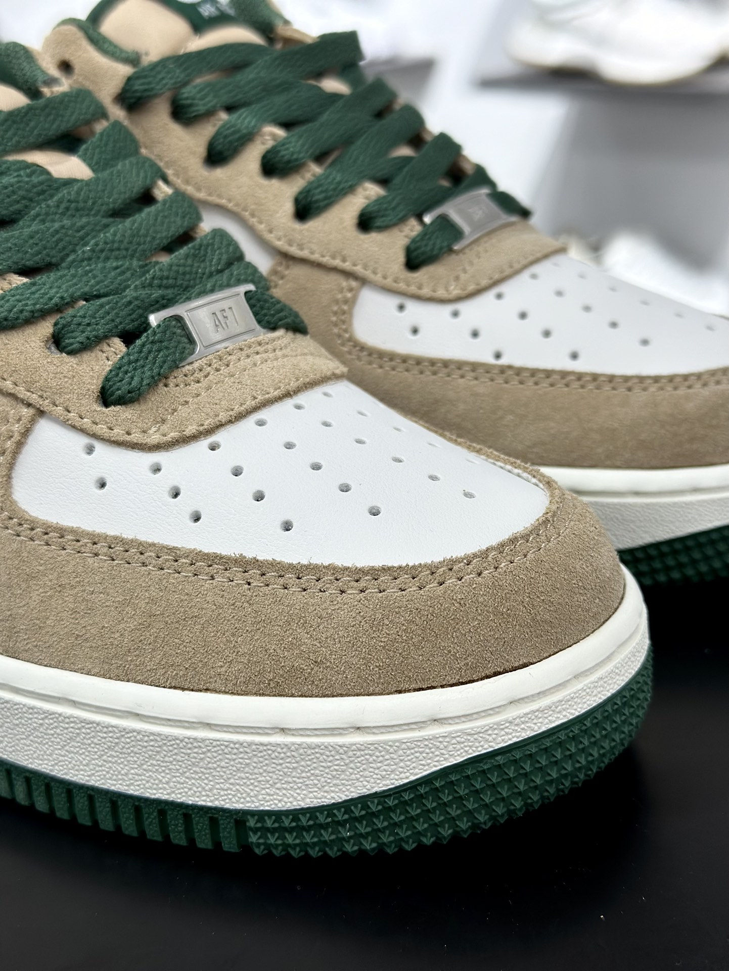 Air Force 1 '07 Low 白褐绿  FQ8714-203