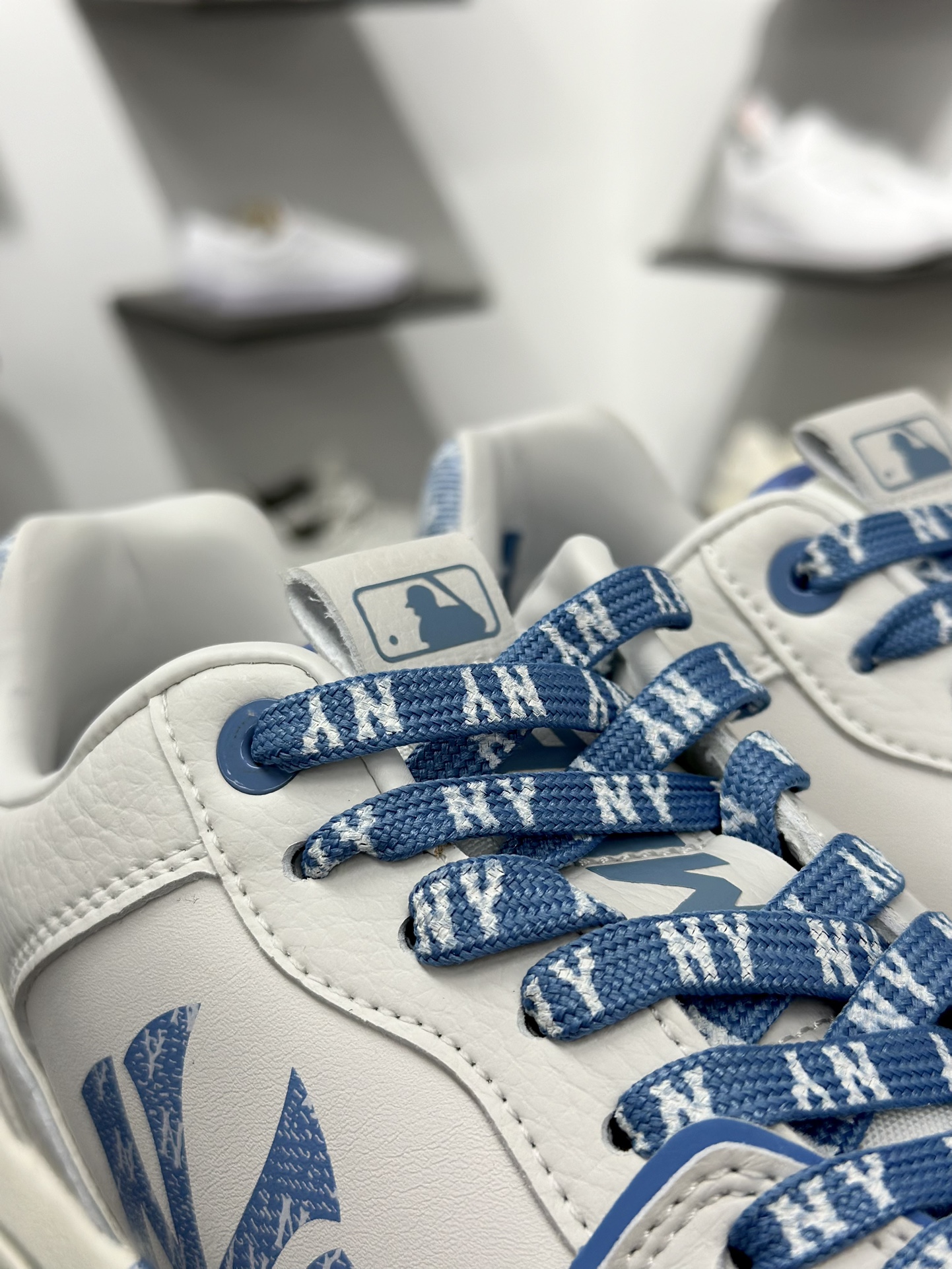 MLB MLB 纽约洋基队 白蓝色 3ASXD025N-50BLS MLB MLB 纽约洋基队 白蓝色 3ASXD025N-50BLS