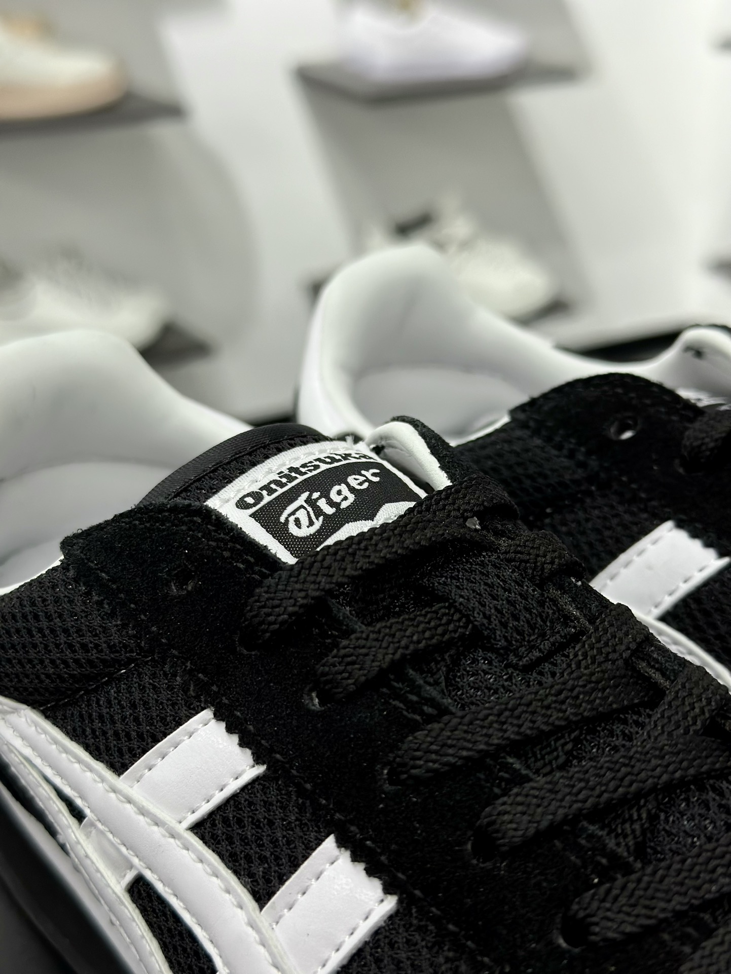 鬼冢虎Onitsuka Tiger California 78系列 FS11超舒适缓震复合底 透气跑步鞋 1183B395-001-Chinese UA Cheap High Quatity Brand Clothes Bags handbags Sneakers wholesale wholesaler seller from China Factory suppliers Fashion Clothing Shoes best Quality Beautiful Price 鬼冢虎Onitsuka Tiger California 78系列 FS11超舒适缓震复合底 透气跑步鞋 1183B395-001