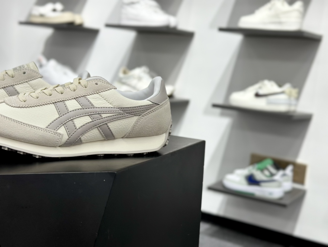 鬼冢虎Onitsuka Tiger California 78系列 FS11超舒适缓震复合底 透气跑步鞋 1183C207-100