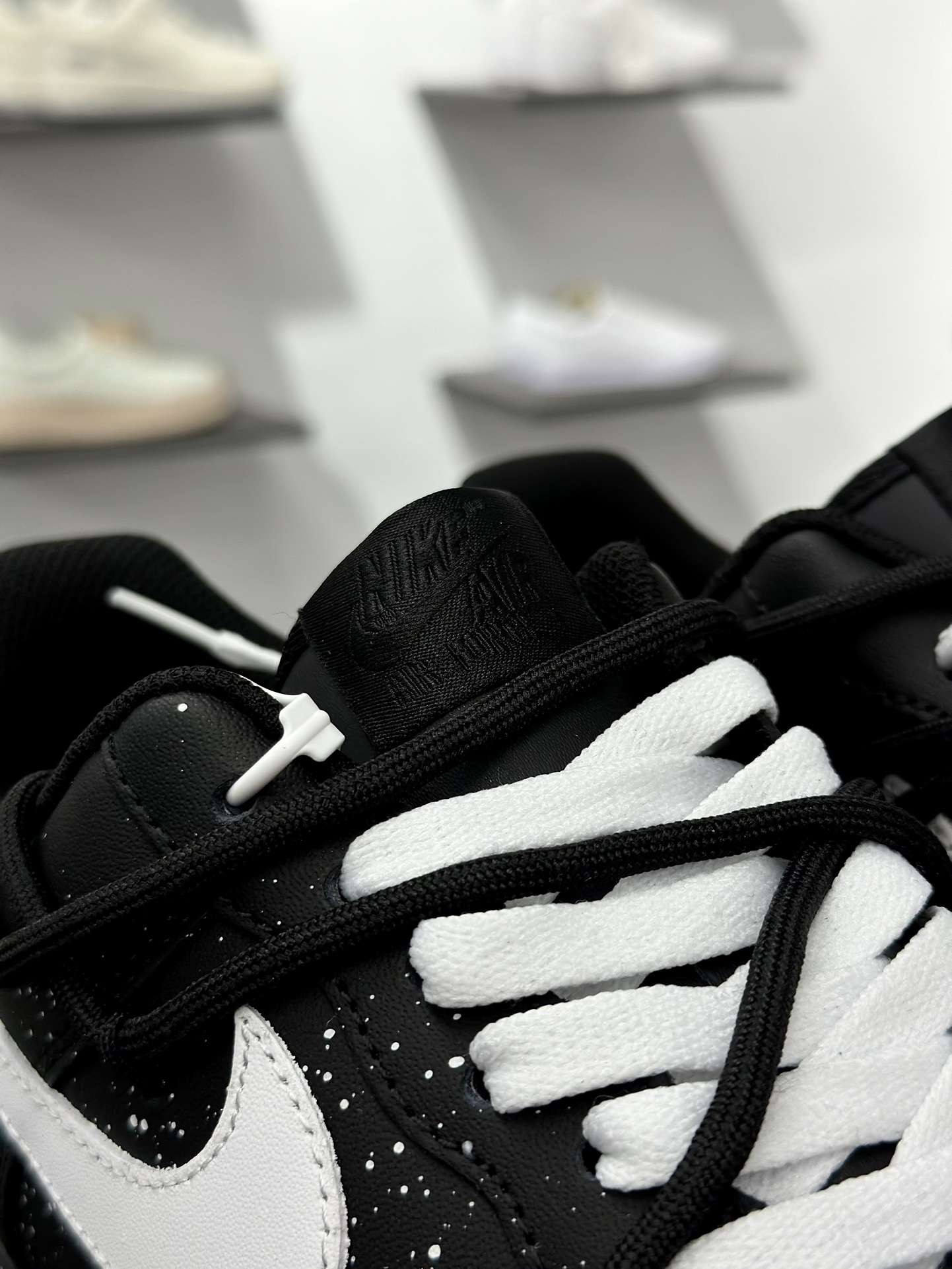 Nike Air Force 1'07 Low 白色满天星泼墨 空军一号低帮休闲板鞋 ZH0316-090