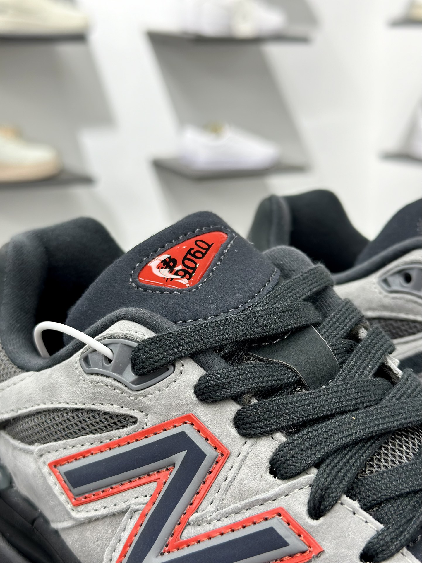 New Balance NB9060 联名款 复古休闲运动慢跑鞋 黑红色 U9060JBO New Balance NB9060 联名款 复古休闲运动慢跑鞋 黑红色 U9060JBO