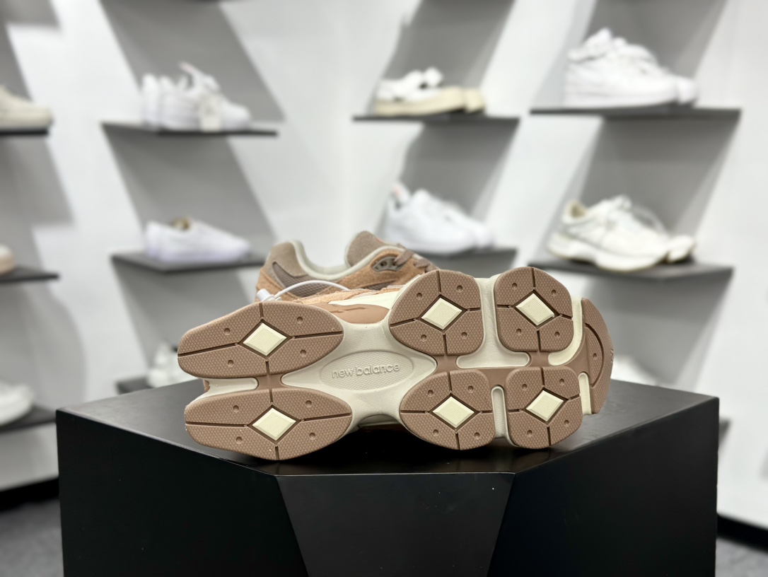 New Balance NB9060 联名款 复古休闲运动慢跑鞋 铜棕色 U9060WCW
