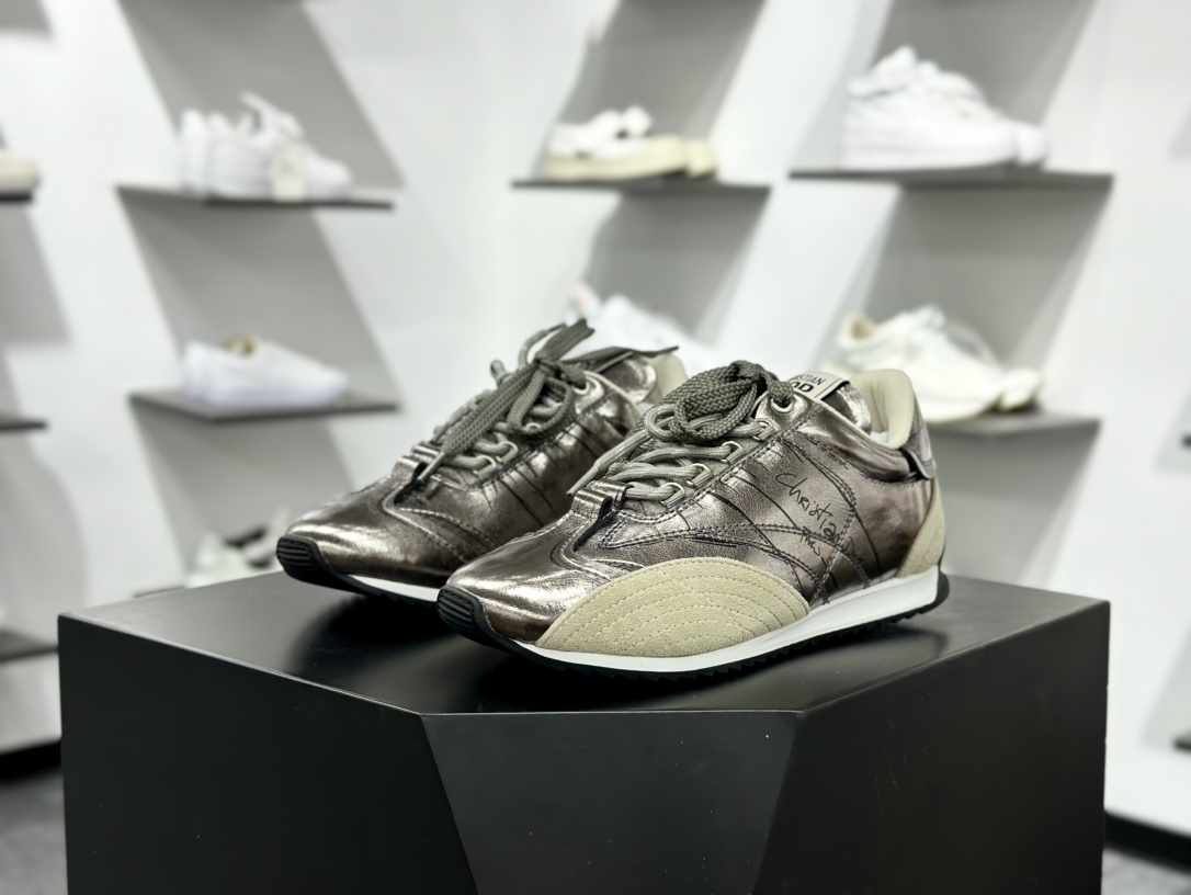 迪奥/ Dior D-Sketch Sneakers”Dior Paris”素描系列低帮休闲运动板鞋1204022/3026