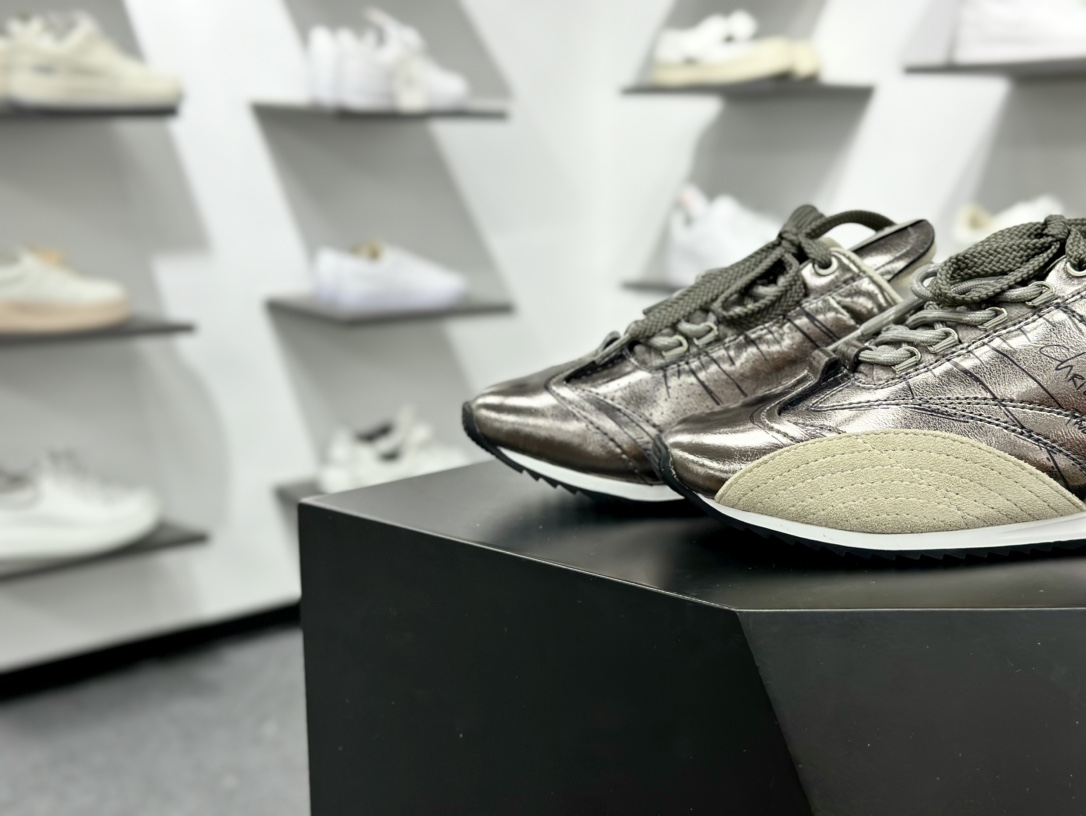 迪奥/ Dior D-Sketch Sneakers”Dior Paris”素描系列低帮休闲运动板鞋1204022/3026