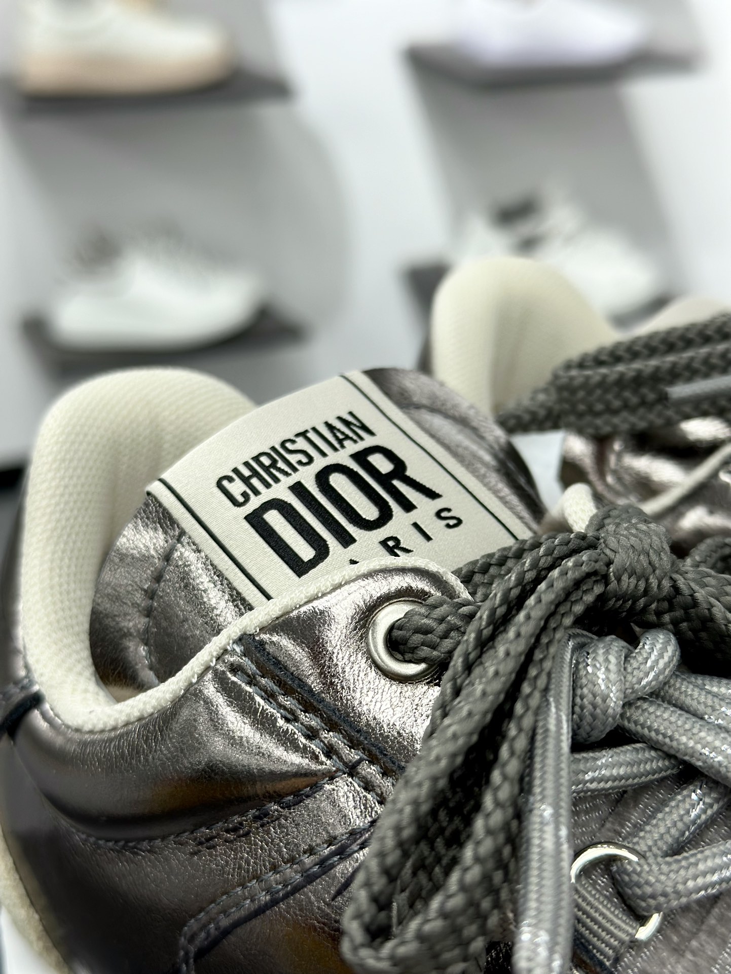 迪奥/ Dior D-Sketch Sneakers”Dior Paris”素描系列低帮休闲运动板鞋1204022/3026