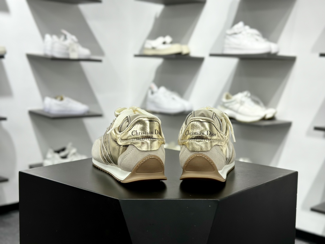 迪奥/ Dior D-Sketch Sneakers”Dior Paris”素描系列低帮板鞋 KCK445LPA_S49K