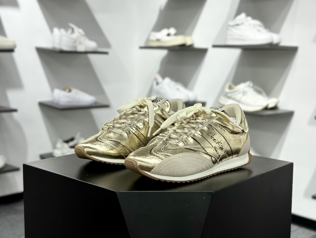 迪奥/ Dior D-Sketch Sneakers”Dior Paris”素描系列低帮板鞋 KCK445LPA_S49K