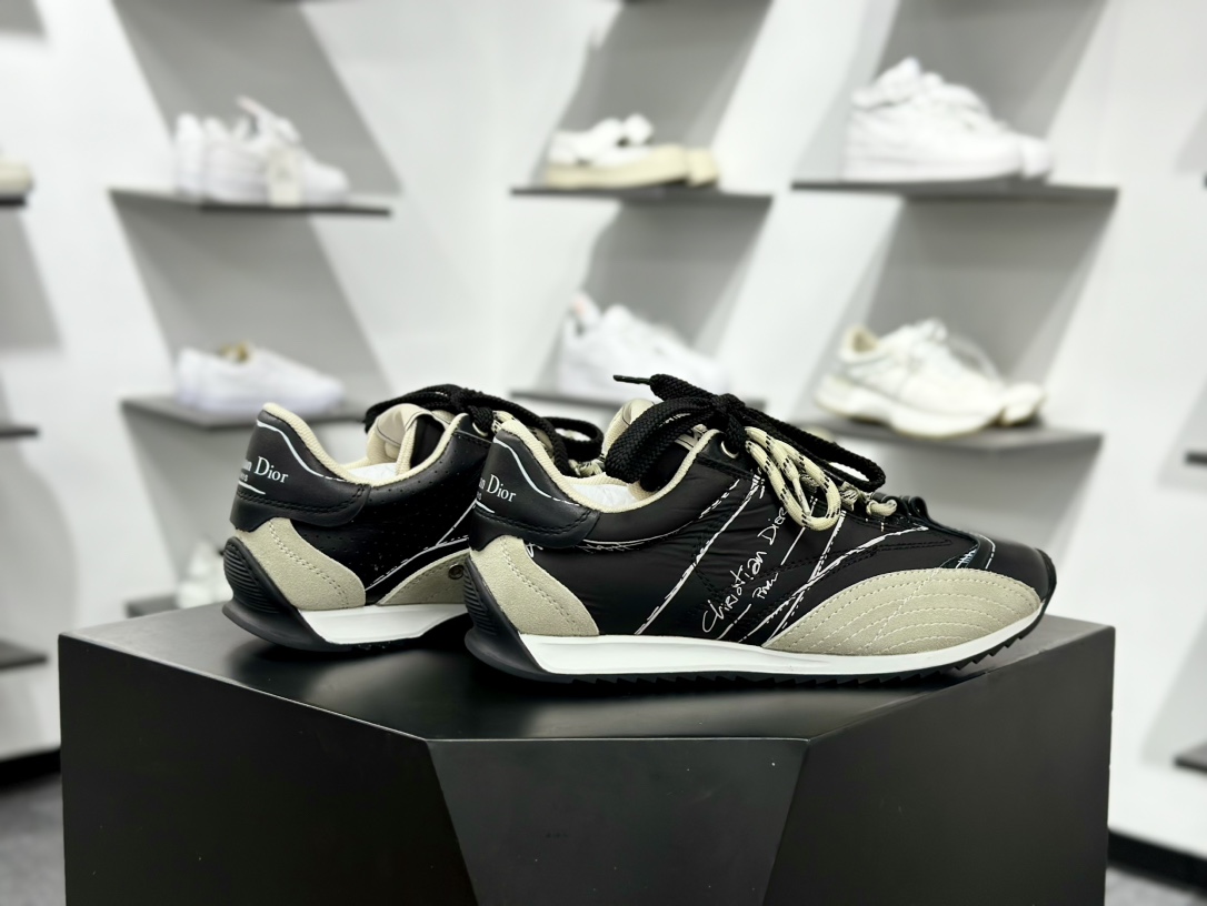 迪奥/ Dior D-Sketch Sneakers”Dior Paris”素描系列低帮运动板鞋KCK427MPA_S900