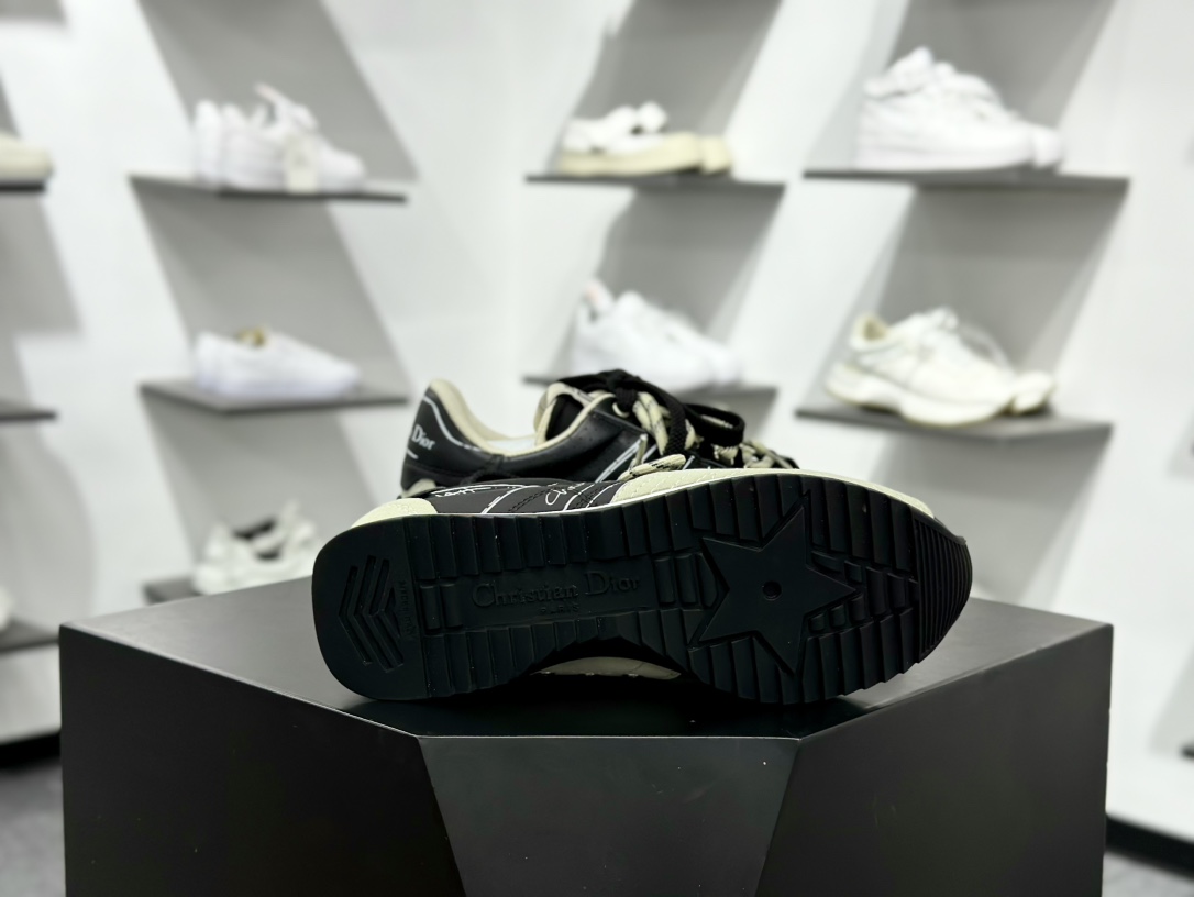 迪奥/ Dior D-Sketch Sneakers”Dior Paris”素描系列低帮运动板鞋KCK427MPA_S900