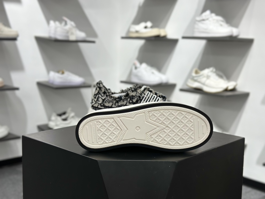 25ss早春新款Dior 迪奥Walk'n'Dior 厚底运动鞋 低帮休闲帆布鞋 板鞋