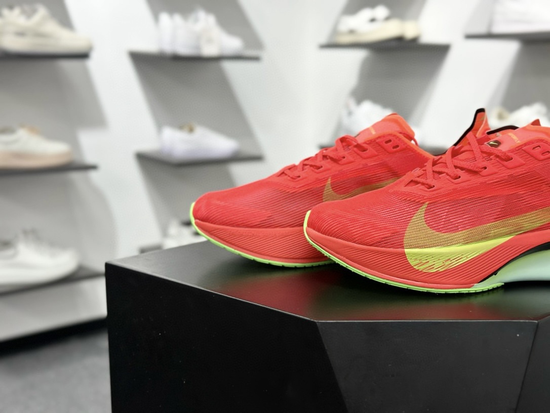 真碳版本 Nike Air Zoom VaporFly Next 4震马拉松跑步鞋 HF6414-600