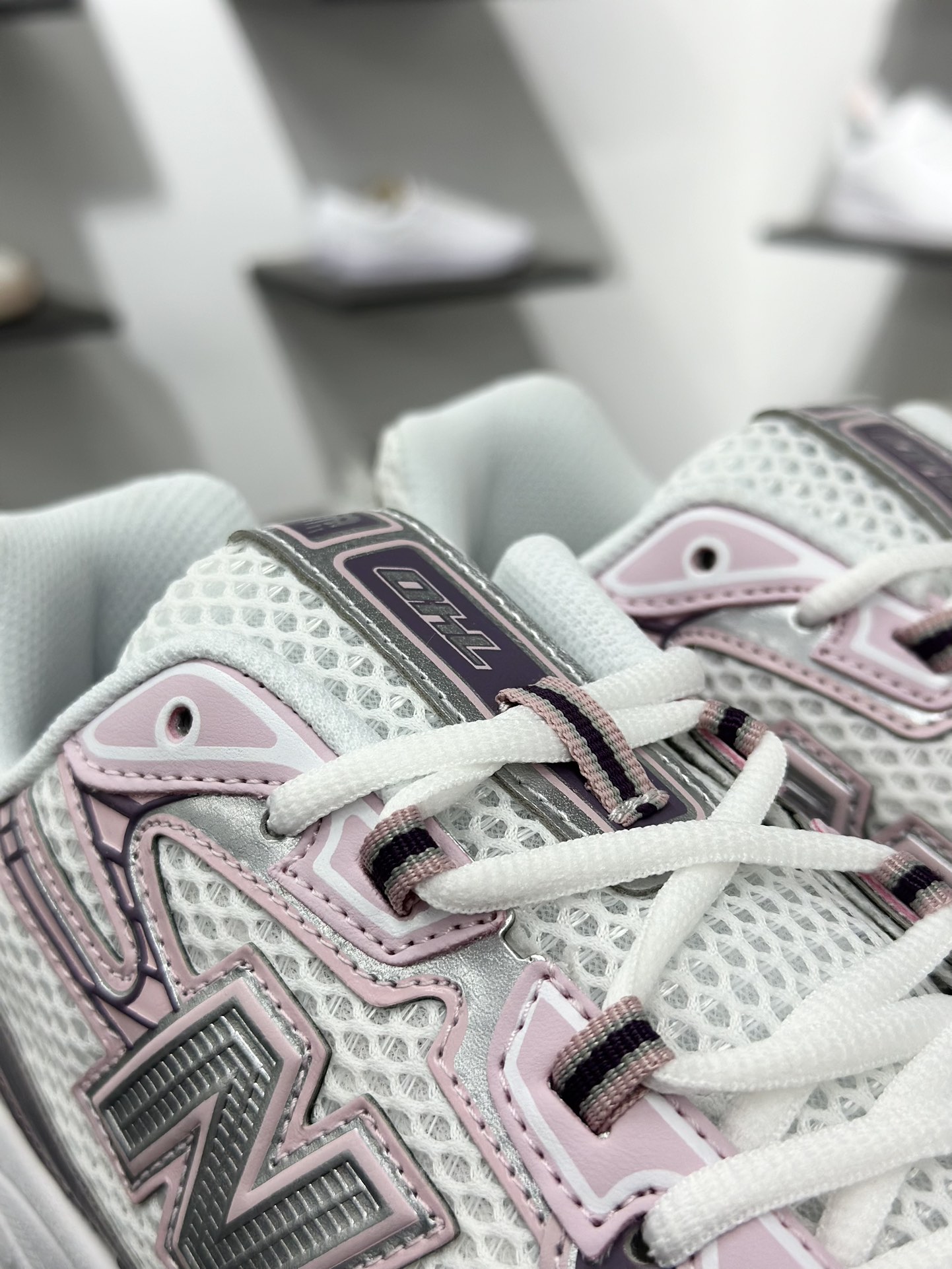 New Balance NB740 轻便复古休闲运动跑步鞋 U740PK2