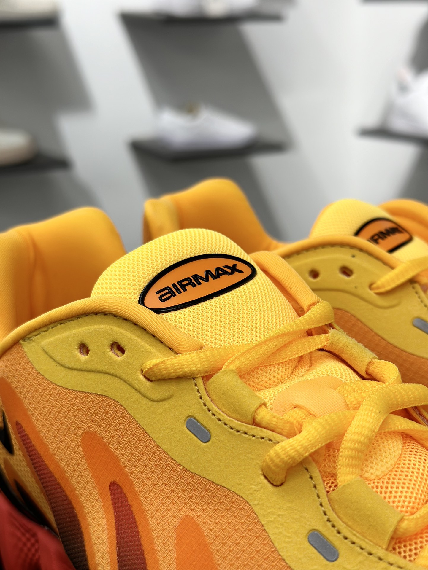 Nk Air Max Dn8 耐克运动舒适减震气垫跑步鞋 HF5509-002