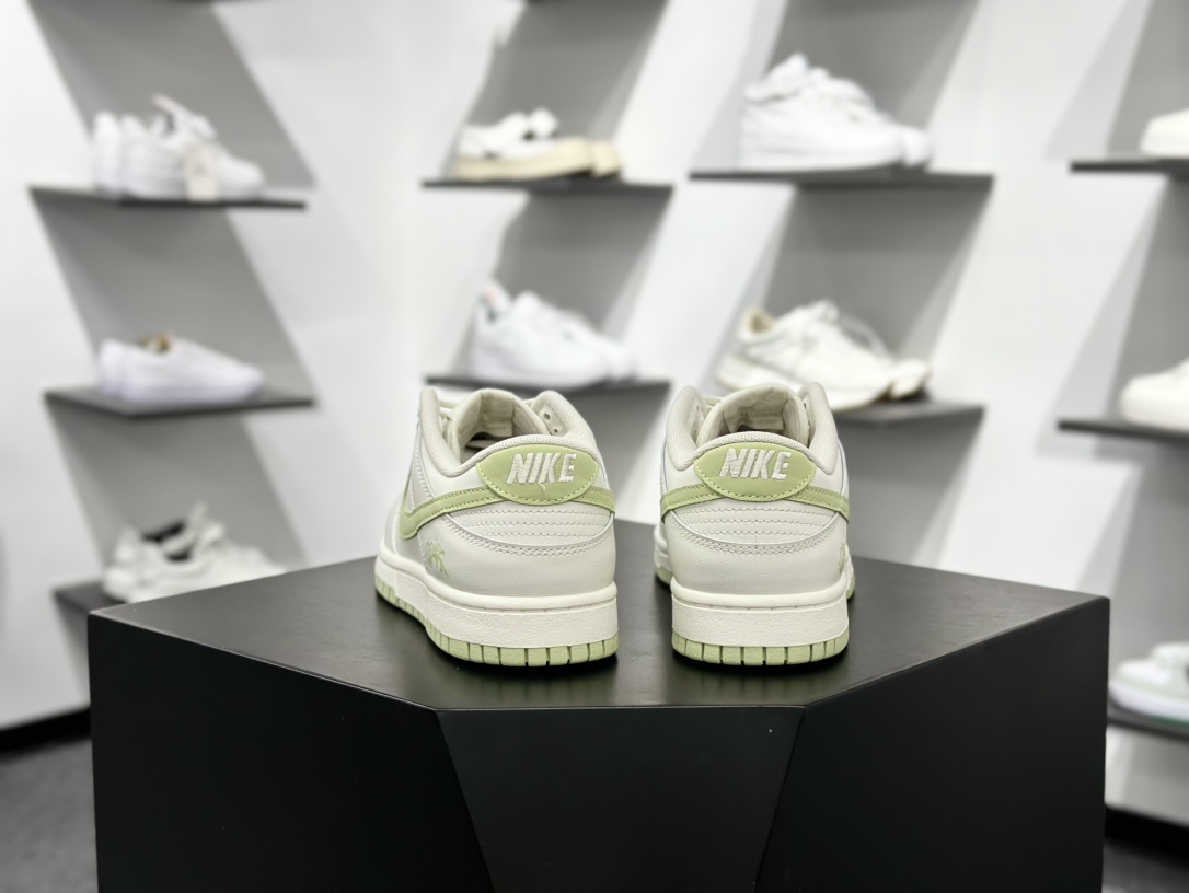 NIKE SB Dunk Low x Just Do It 白绿 WG0212016