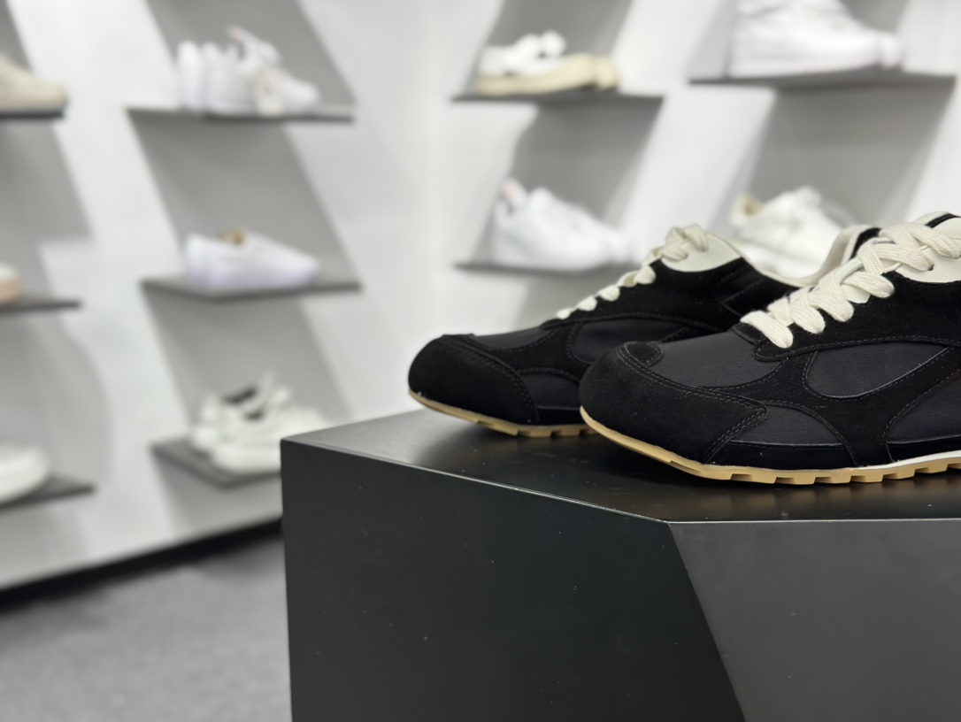 葆蝶家-Bottega Veneta Orbit Flash Low Sneakers 轨道尼龙布系列系带低帮德训风薄底舒适休闲运动鞋 838373V3MS2