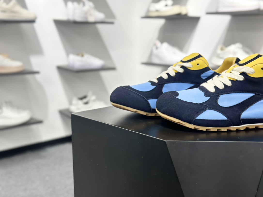 宝缇嘉/葆蝶家-Bottega Veneta Orbit Flash Low Sneakers 轨道尼龙布系列系带低帮运动鞋 838373V3MS24290