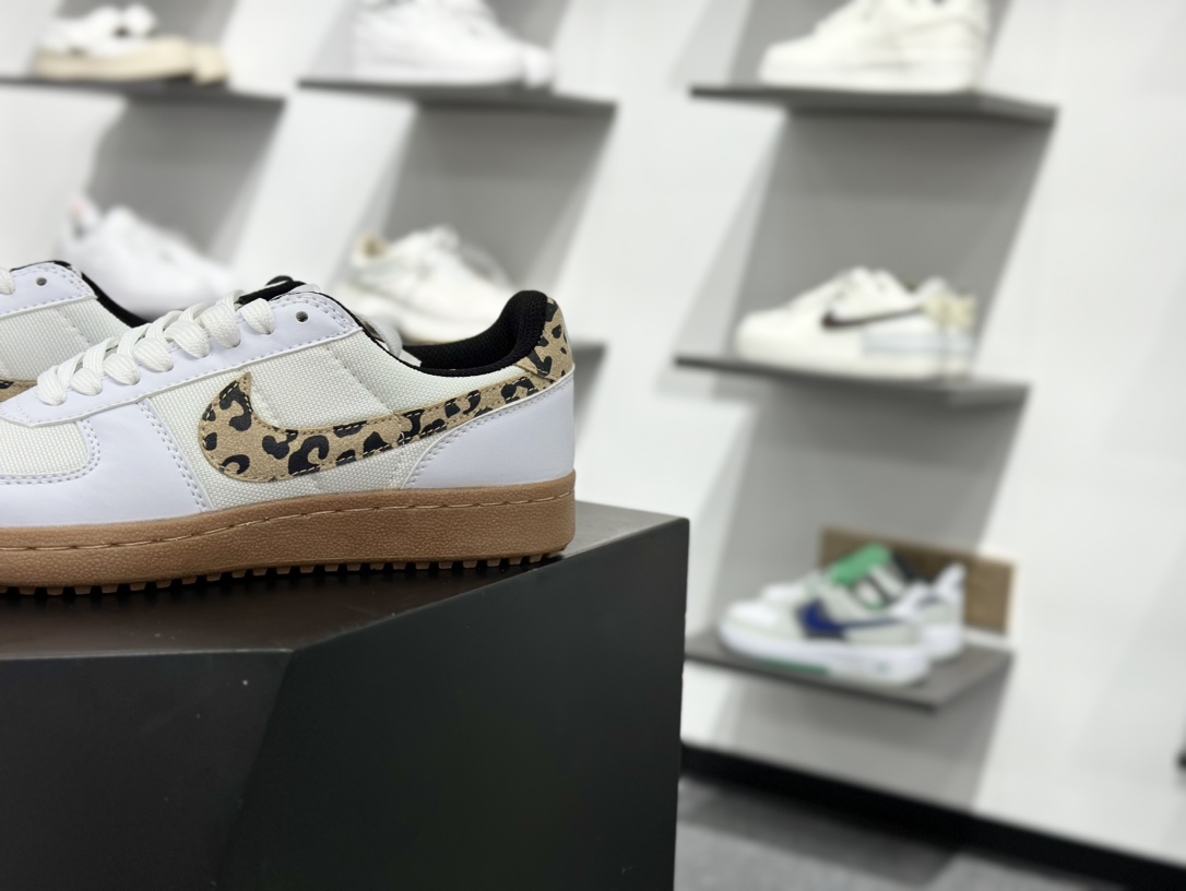 Nike Field General 82 Snake Skin Swoosh 舒适百搭薄底 复古休闲板鞋 低帮百搭透气休闲运动板鞋 IF1742-100