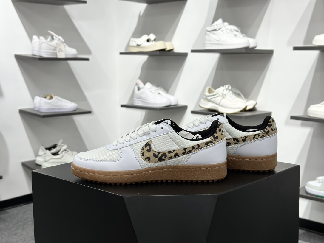 Nike Field General 82 Snake Skin Swoosh 舒适百搭薄底 复古休闲板鞋 低帮百搭透气休闲运动板鞋 IF1742-100