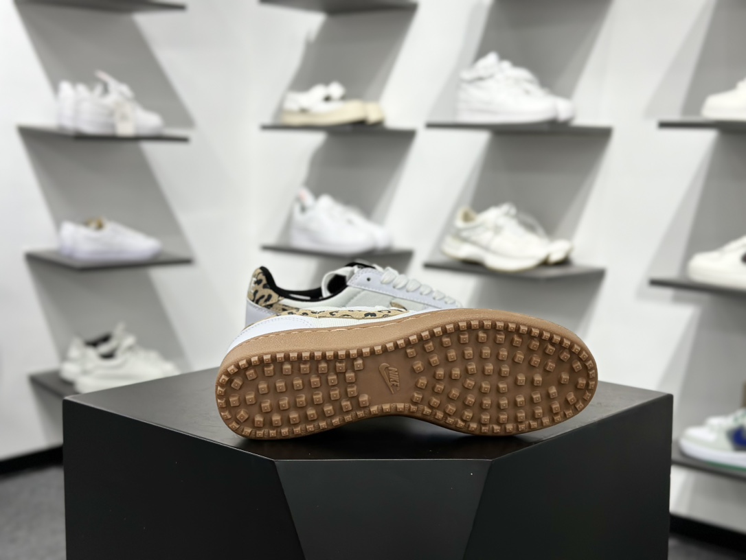 Nike Field General 82 Snake Skin Swoosh 舒适百搭薄底 复古休闲板鞋 低帮百搭透气休闲运动板鞋 IF1742-100