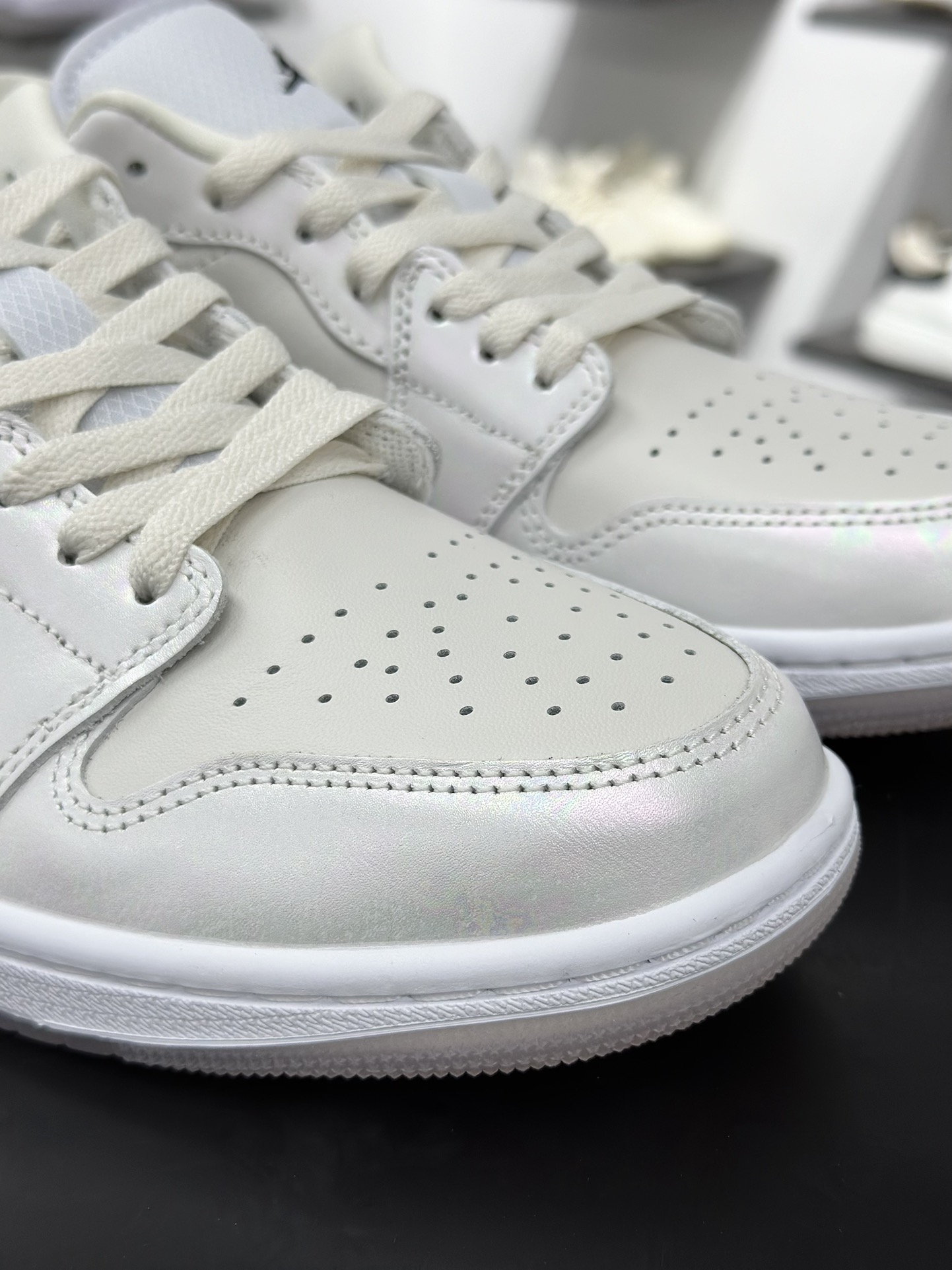 Air Jordan AJ1 Low 低帮 CNY 蛇年限定 HF4080-001