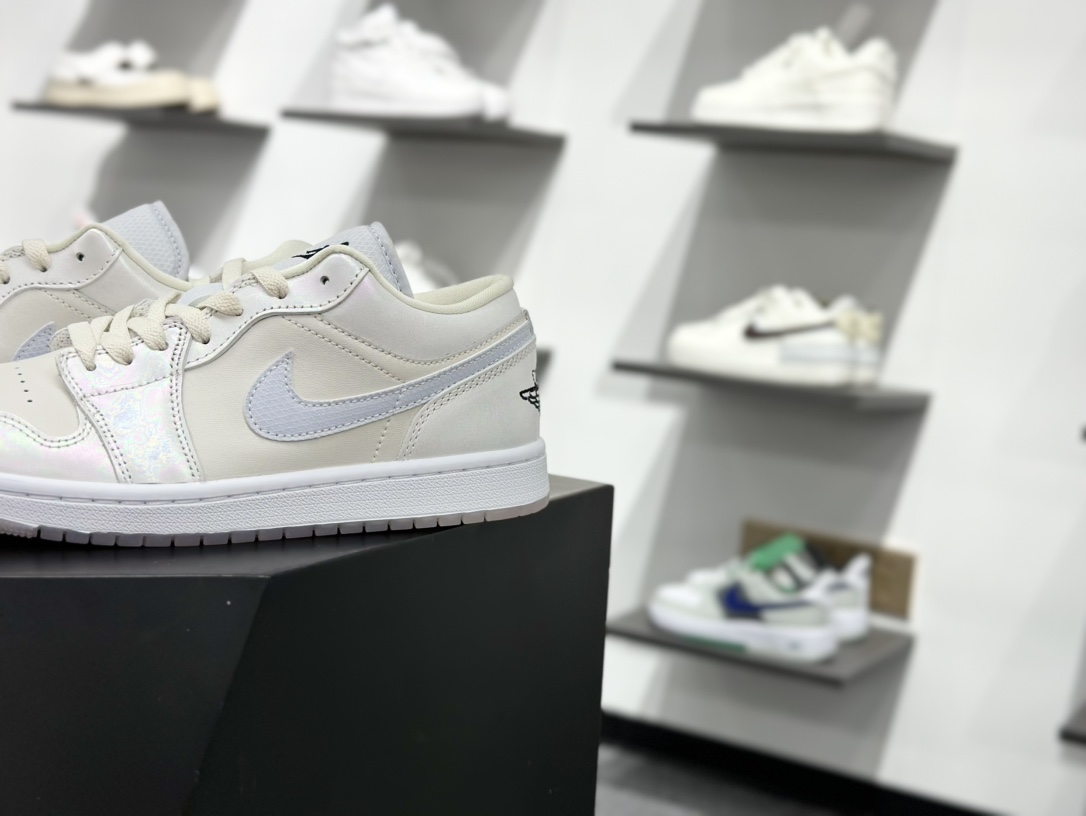 Air Jordan AJ1 Low 低帮 CNY 蛇年限定 HF4080-001