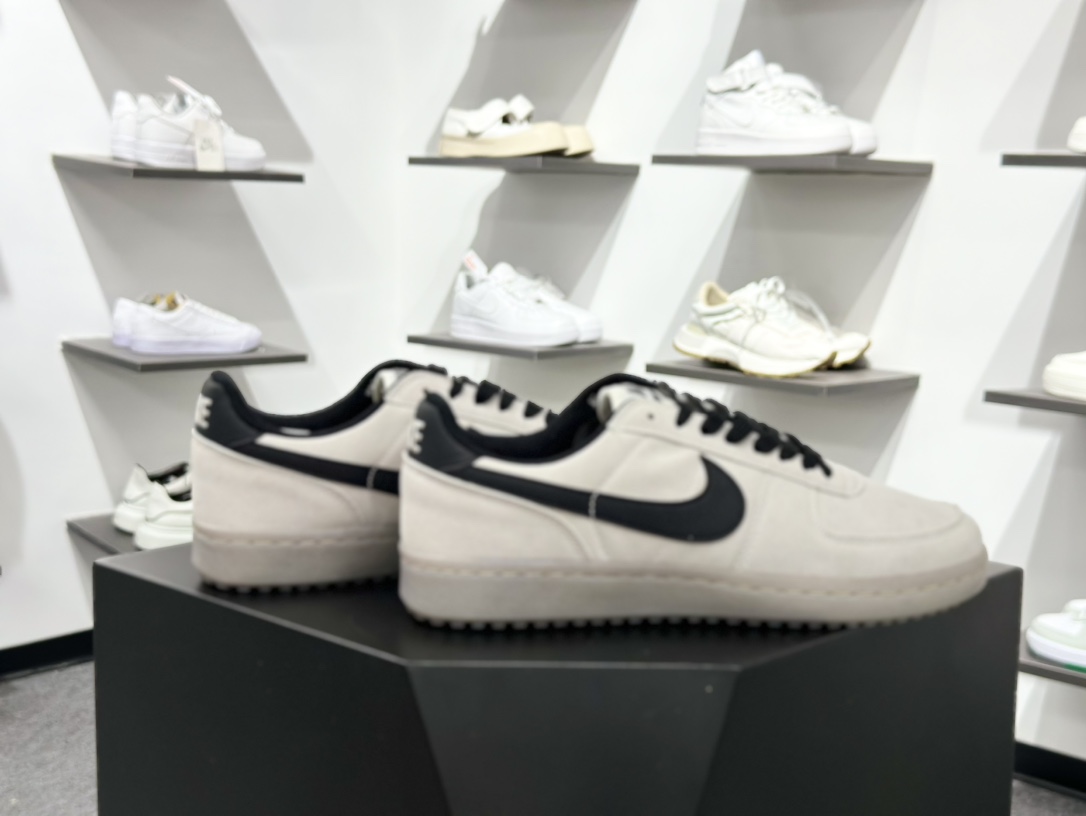 Nike Field General 82 Snake Skin Swoosh 舒适百搭薄底 复古休闲板鞋 低帮百搭透气休闲运动板鞋 IF0666-100