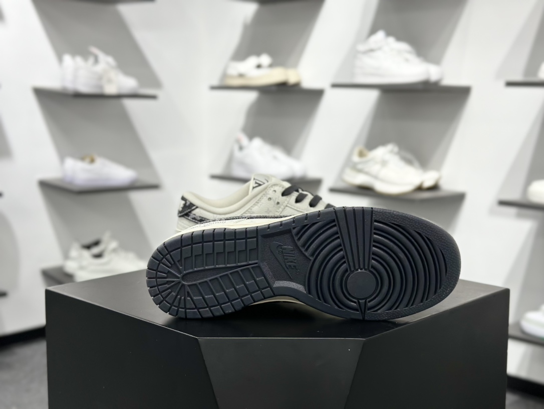 路易威登Louis Vuitton x Nike SB Dunk Low”LV Monogram”扣篮系列低帮滑板板鞋“酒红米白LV提花” SC9772-809