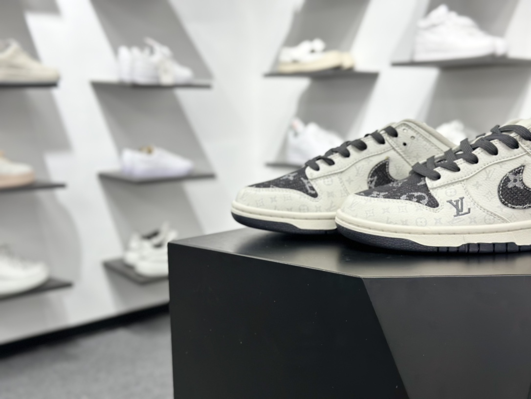 路易威登Louis Vuitton x Nike SB Dunk Low”LV Monogram”扣篮系列低帮滑板板鞋“酒红米白LV提花” SC9772-809
