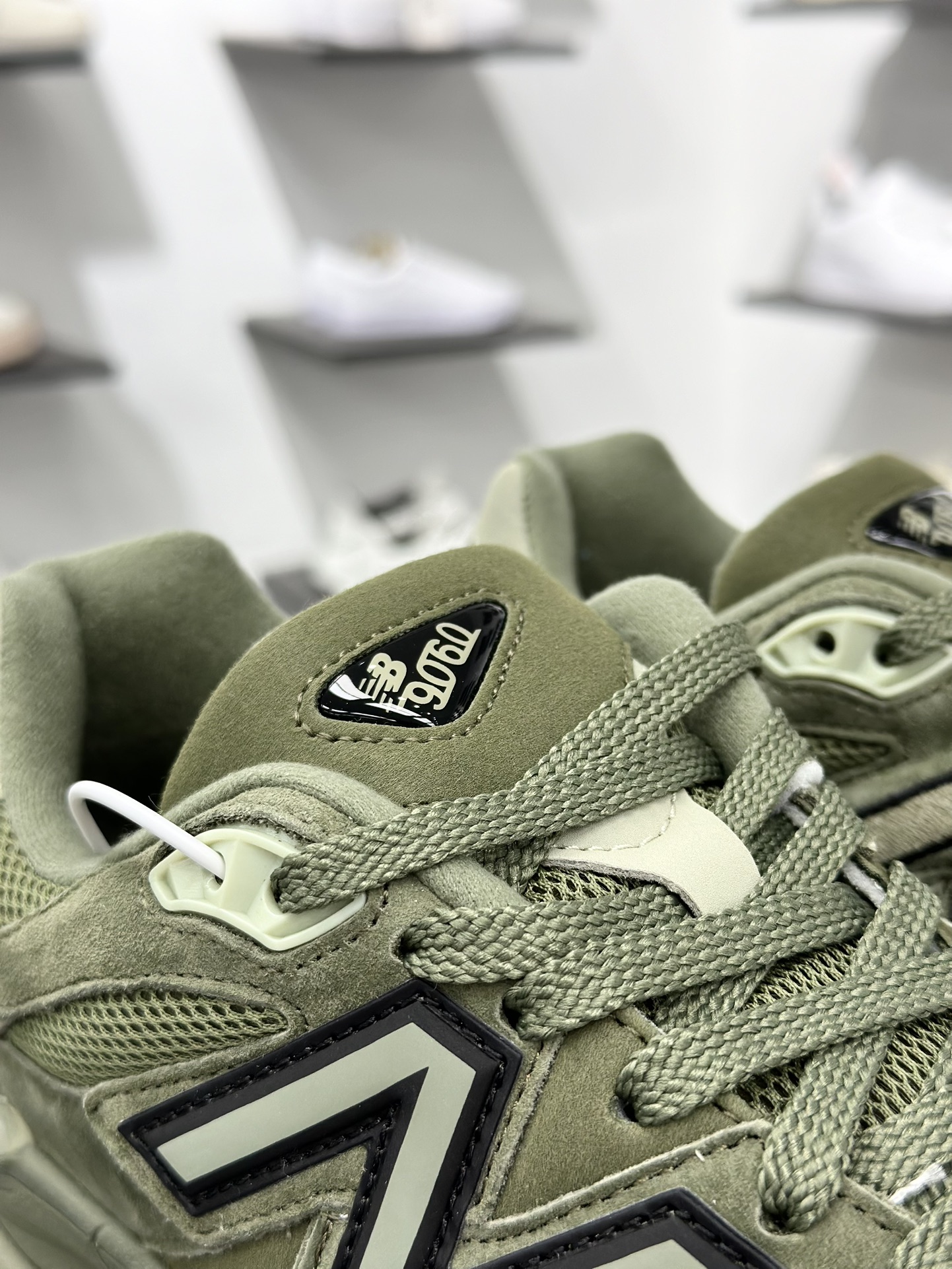 New Balance NB9060 联名款 复古休闲运动慢跑鞋 墨绿色 U9060ZGD