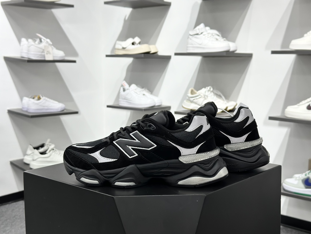 New Balance NB9060 联名款 复古休闲运动慢跑鞋 黑白色 U9060FOS