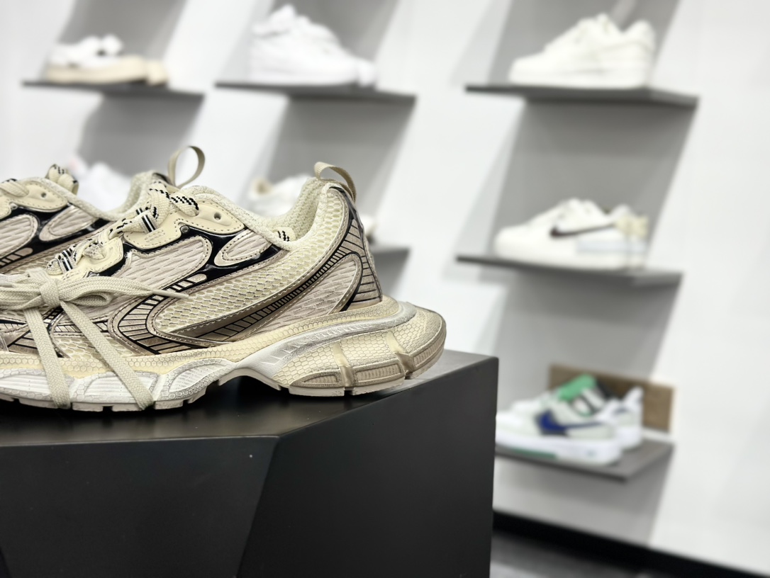 Balenciaga巴黎世家 Runner2.0 灰银色 779066WRNNY1180