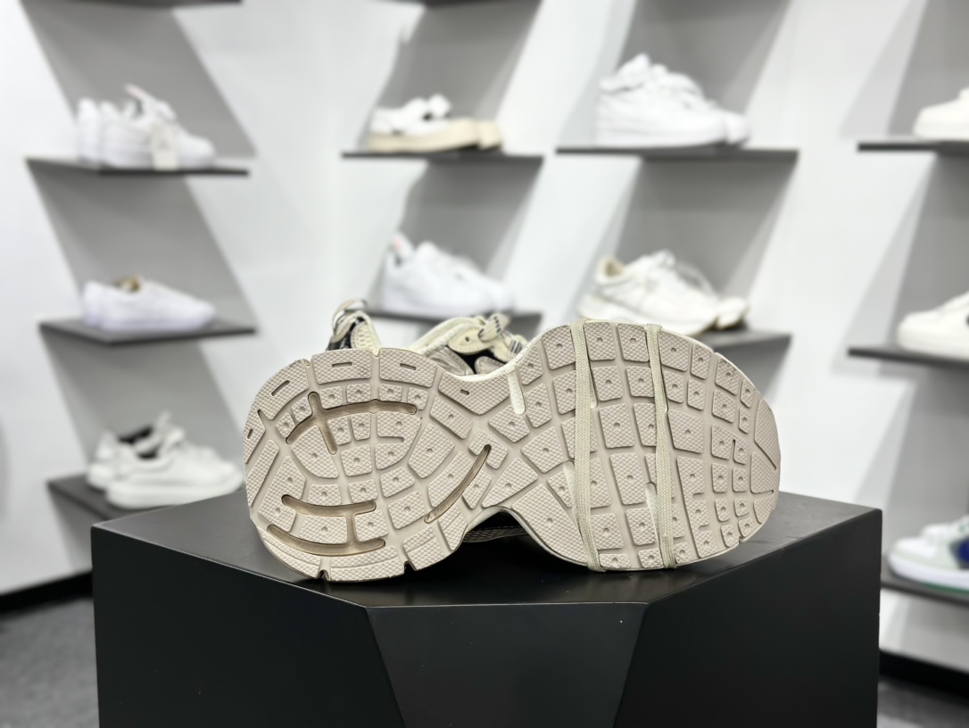 Balenciaga巴黎世家 Runner2.0 灰银色 779066WRNNY1180