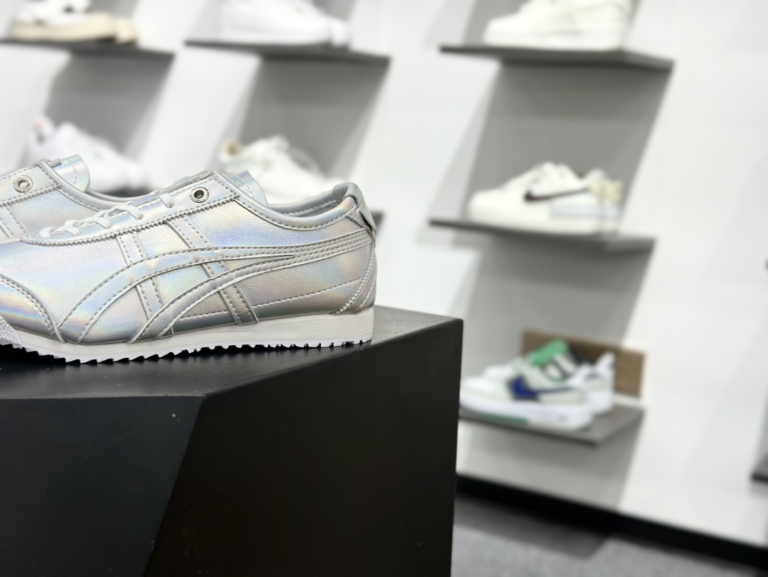 Onitsuka Tiger鬼塚虎防滑耐磨低帮百搭单品 板鞋-High Quatity Cheap Brand wholesale wholesaler seller Clothes Bags handbags Sneakers Top Fashion Clothing Shoes from China Factory Chinese suppliers best Quality Beautiful Price Onitsuka Tiger鬼塚虎防滑耐磨低帮百搭单品 板鞋