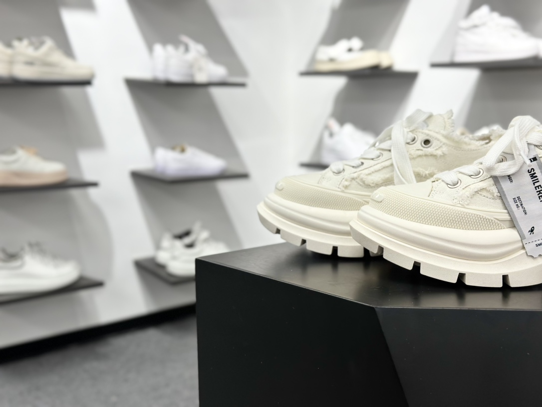SMILEREPUBLIC SMILE QUEEN CLASSIC LOWS.SP 开口笑2.0系列松糕厚底增高低帮运动鞋“牛仔米白流苏须边” SR20240106001 SMILEREPUBLIC SMILE QUEEN CLASSIC LOWS.SP 开口笑2.0系列松糕厚底增高低帮运动鞋“牛仔米白流苏须边” SR20240106001