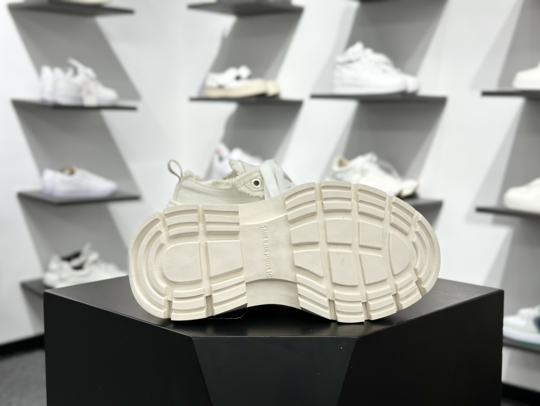 SMILEREPUBLIC SMILE QUEEN CLASSIC LOWS.SP 开口笑2.0系列松糕厚底增高低帮运动鞋“牛仔米白流苏须边” SR20240106001 SMILEREPUBLIC SMILE QUEEN CLASSIC LOWS.SP 开口笑2.0系列松糕厚底增高低帮运动鞋“牛仔米白流苏须边” SR20240106001
