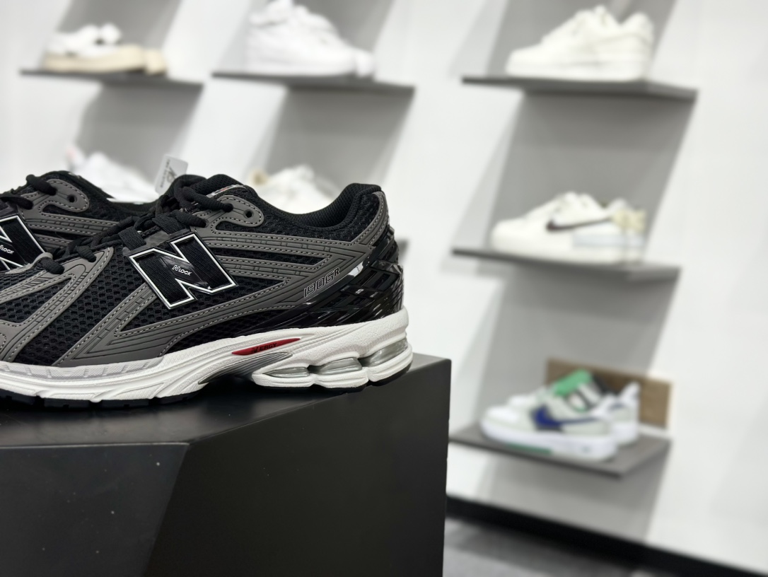 New Balance 1906系列复古老爹风休闲运动慢跑鞋 U1906RCB