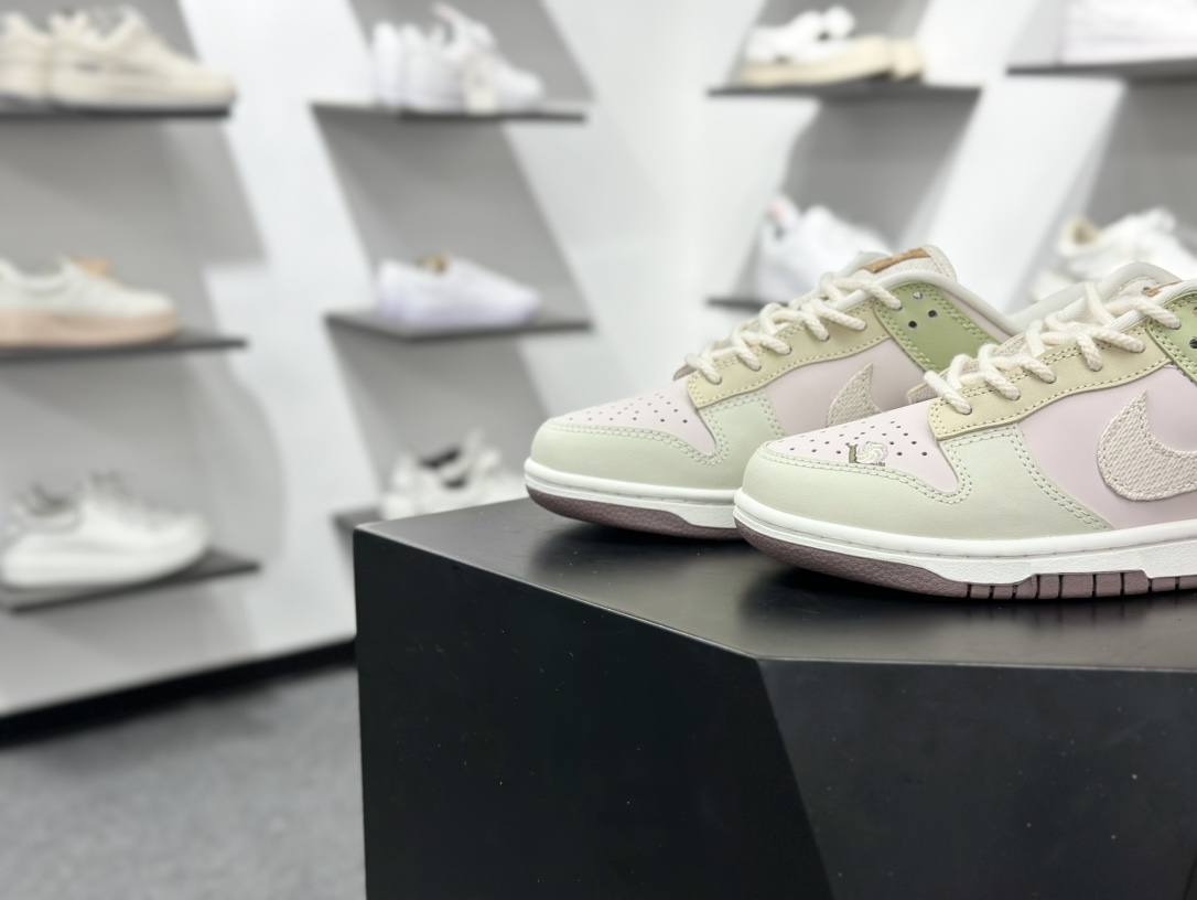 NIKE SB Dunk Low IB8876-661