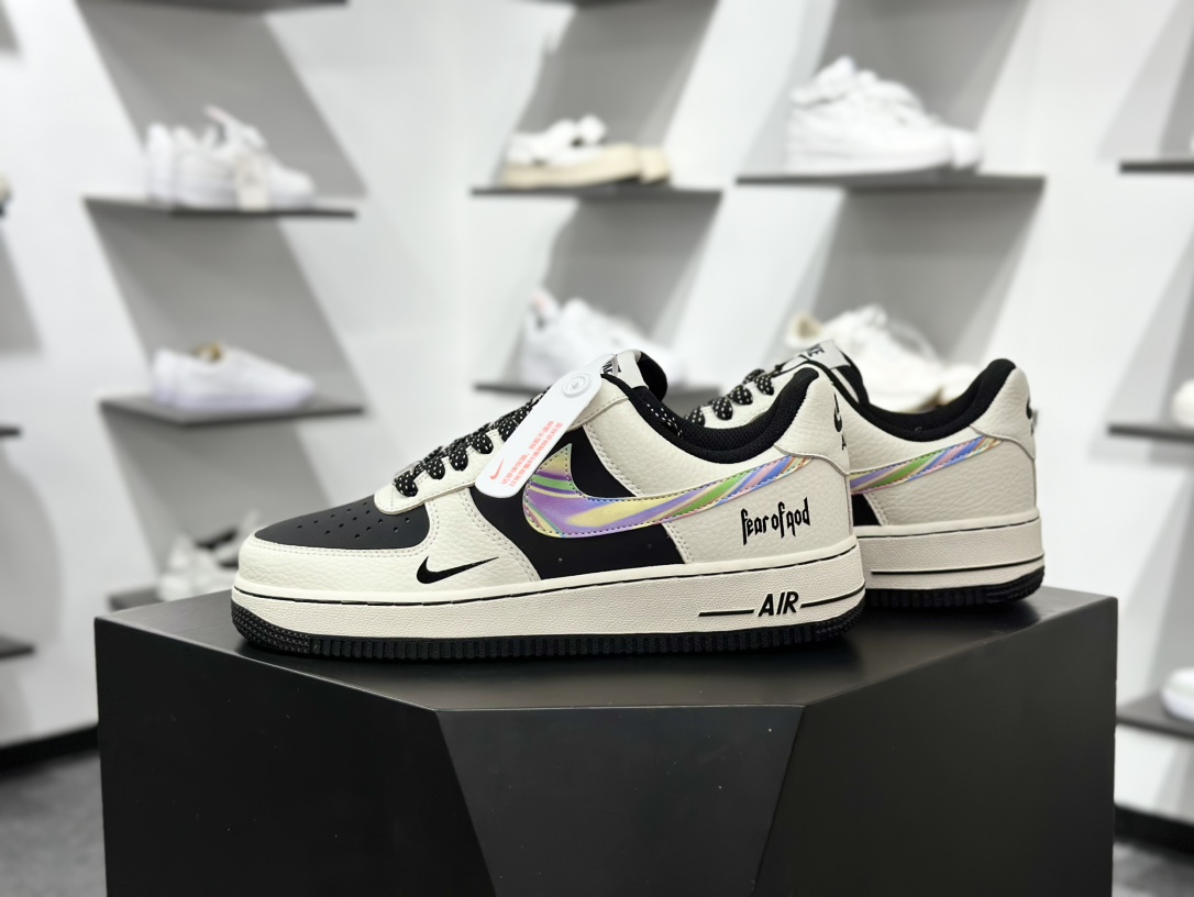Louis Vuitton x Nike Air Force 1 07 LV8 Low”LV Monogram”空军一号板鞋“皮革米白黑牛仔LV印标” LW9279-001