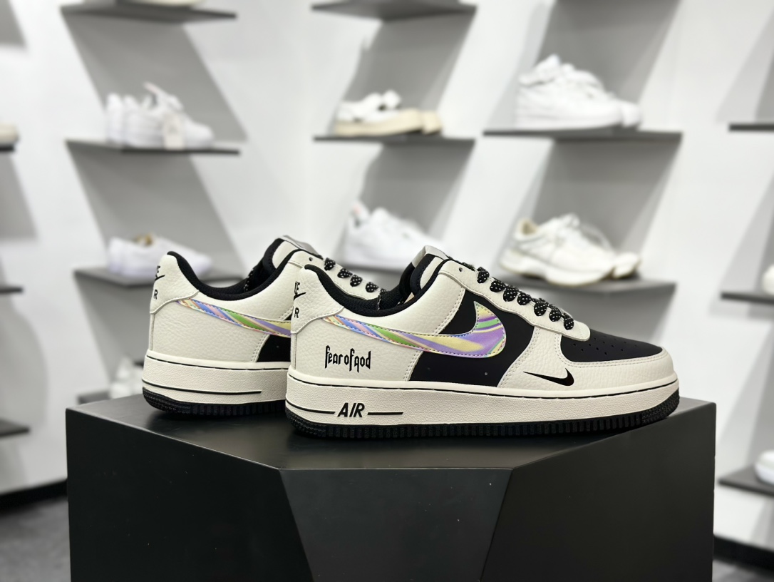 Louis Vuitton x Nike Air Force 1 07 LV8 Low”LV Monogram”空军一号板鞋“皮革米白黑牛仔LV印标” LW9279-001