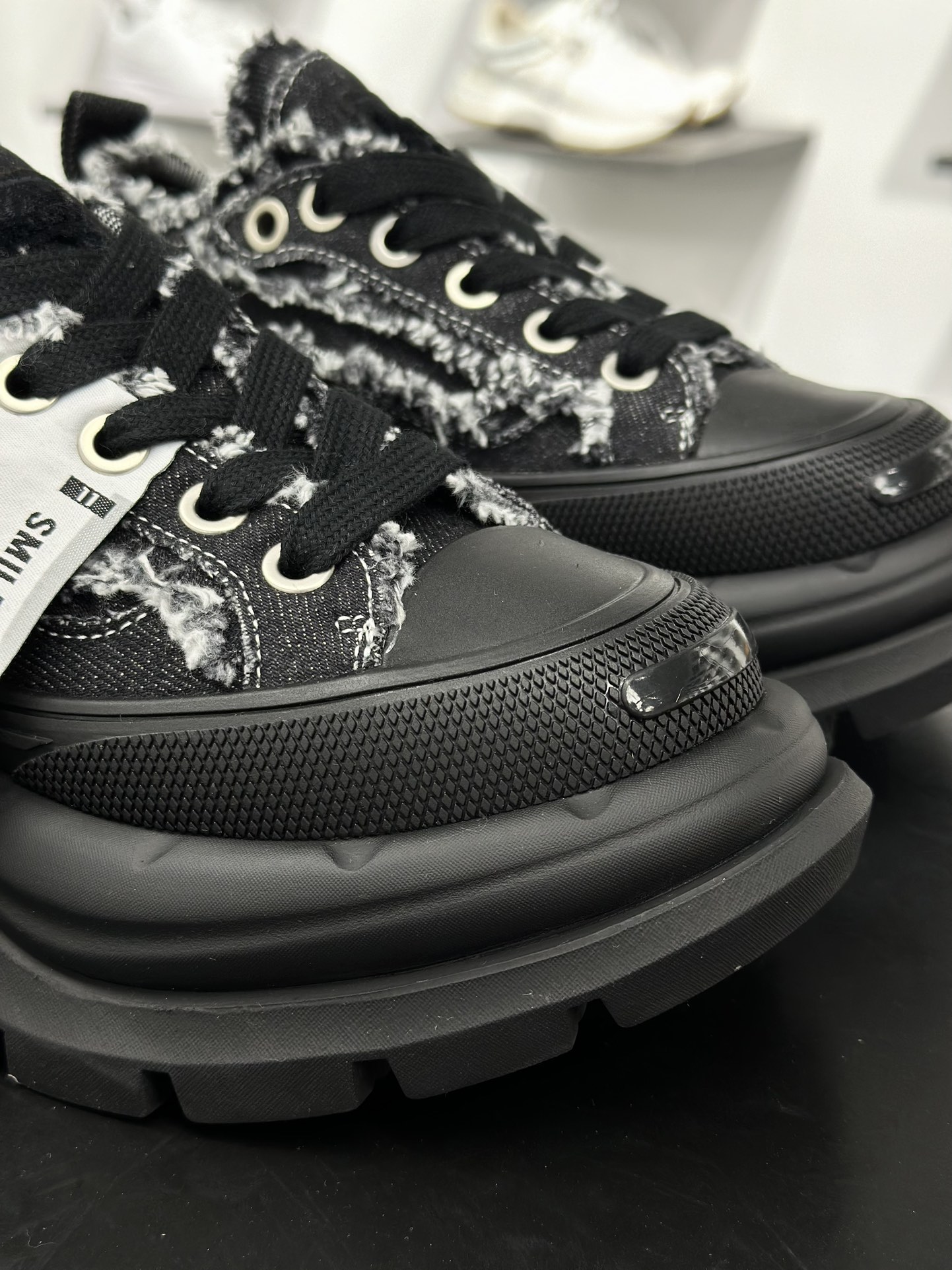 SMILEREPUBLIC SMILE QUEEN CLASSIC LOWS.SP 开口笑2.0系列松糕厚底增高低帮运动鞋“牛仔黑流苏须边”SR20240106001