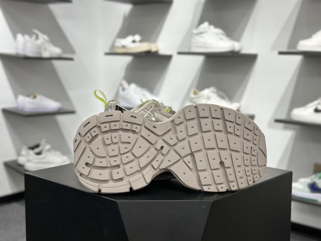 360 Balenciaga Phantom Sneaker 3XL 巴黎世家全新十代半潮流跑鞋 734734 WXLCR 2077-Chinese UA Cheap High Quatity Brand Clothes Bags handbags Sneakers wholesale wholesaler seller from China Factory suppliers Fashion Clothing Shoes best Quality Beautiful Price 360 Balenciaga Phantom Sneaker 3XL 巴黎世家全新十代半潮流跑鞋 734734 WXLCR 2077