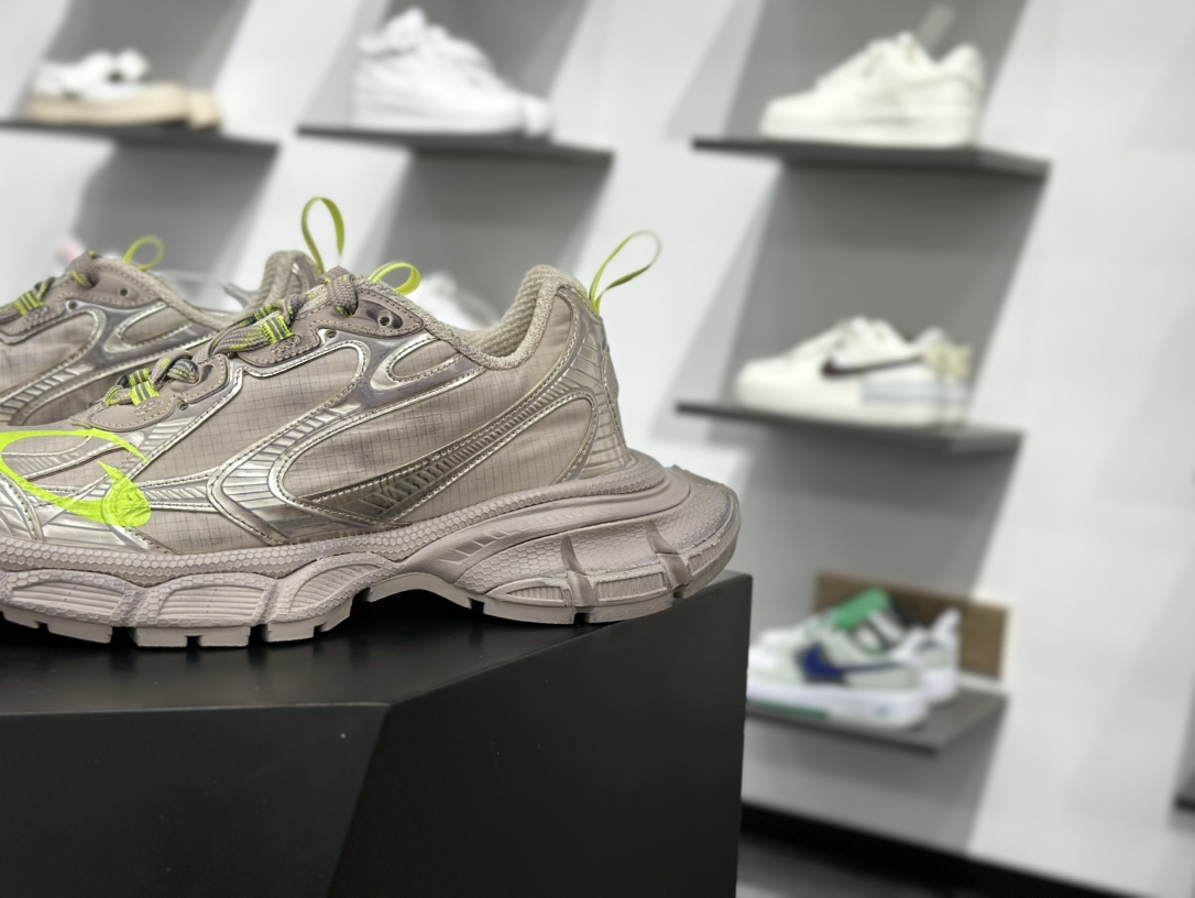 360 Balenciaga Phantom Sneaker 3XL 巴黎世家全新十代半潮流跑鞋 734734 WXLCR 2077-Chinese UA Cheap High Quatity Brand Clothes Bags handbags Sneakers wholesale wholesaler seller from China Factory suppliers Fashion Clothing Shoes best Quality Beautiful Price 360 Balenciaga Phantom Sneaker 3XL 巴黎世家全新十代半潮流跑鞋 734734 WXLCR 2077