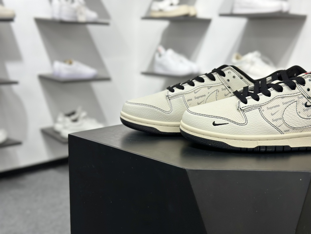 260 Nike SB Dunk Low x Supreme 白黑三小勾 SC9207-424